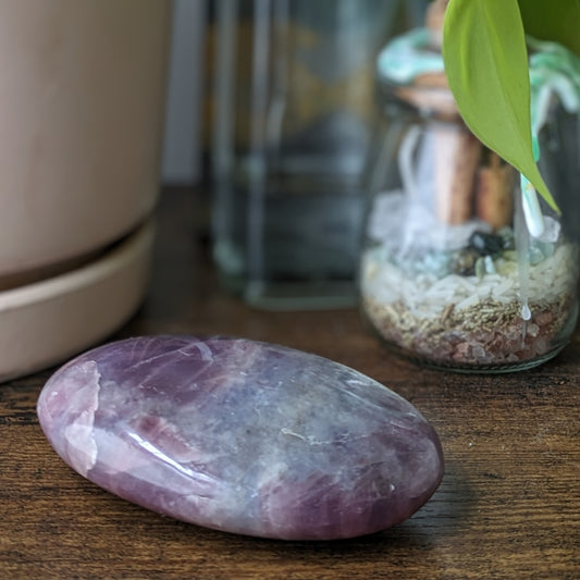 Lavender Rose Quartz Palm Stone (Large)