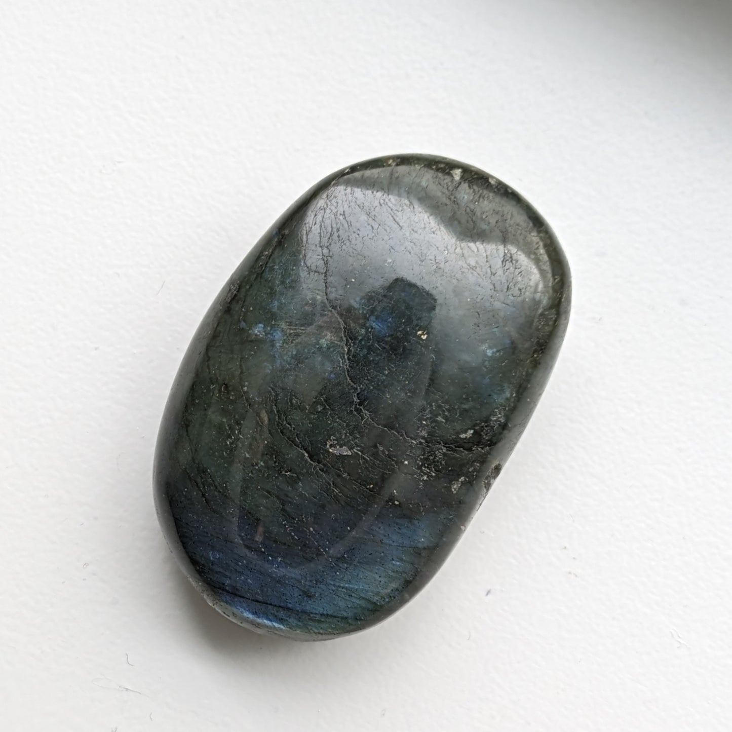 Labradorite Palm Stone (Medium)