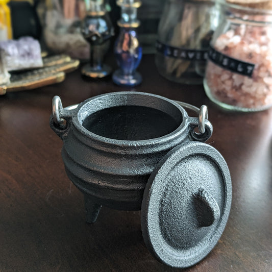 Cauldrons (Cast Iron)