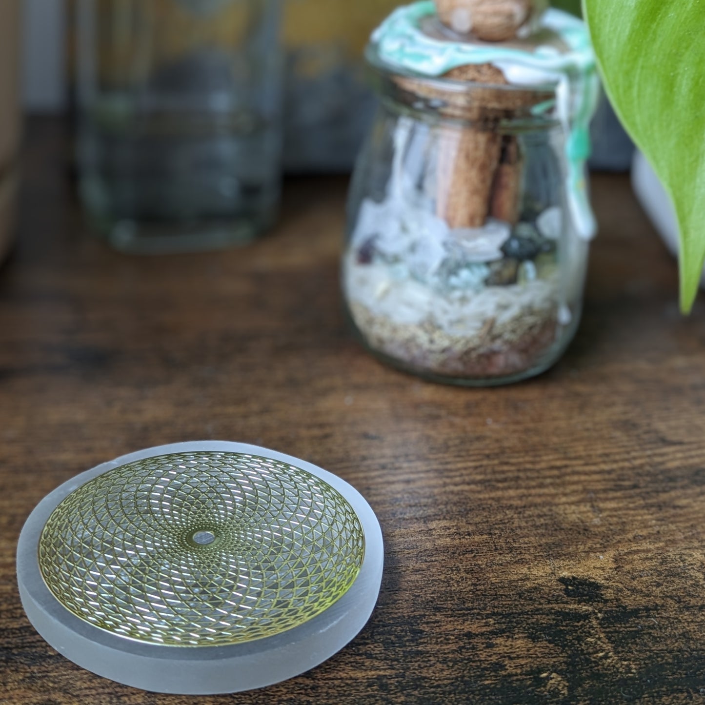 Selenite Charging Plate